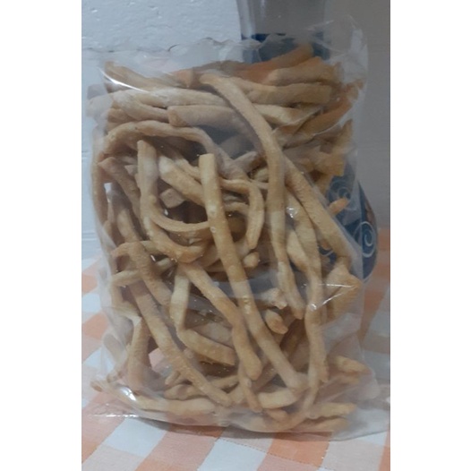 

Camilan gurih renyah stik bawang