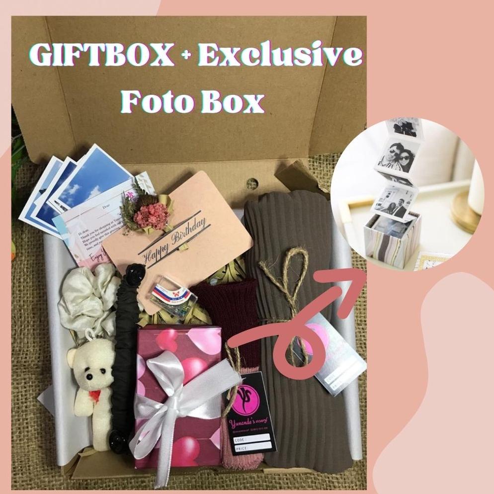 

Flash Sale HAMPERS HARI RAYA KADO ULANG TAHUN CEWEK COWOK GRADUATION WEDDING | PAKET HIJAB BOX FOTO POLAROID