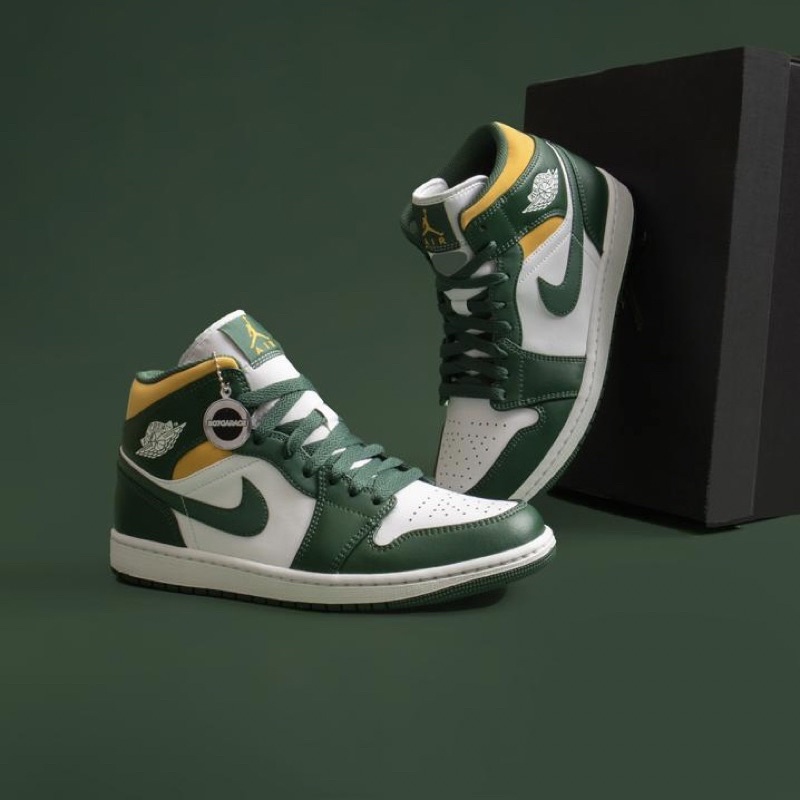 Air Jordan 1 Mid Sonics