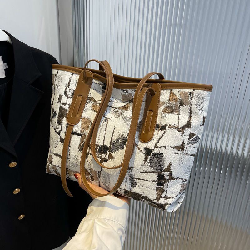 Sera Net Merah Tas Besar Wanita 2023 Baru Fashion Niche Komuter Tas Bahu Kapasitas Besar High-End Rasa All-Match tote Bag