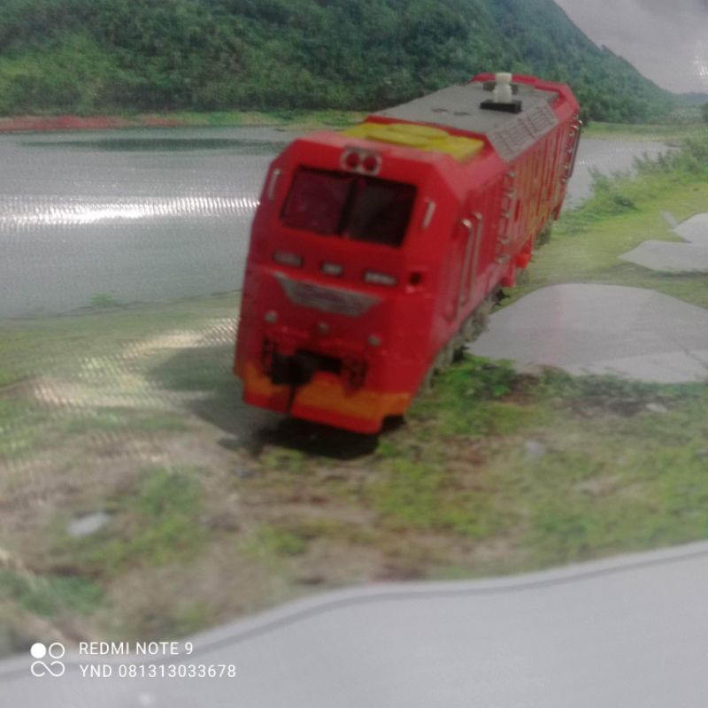 lokomotif cc300 remot control