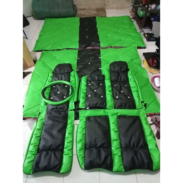 Sarung jok mobil Truk Elf macan model sofa +kabin+plafon