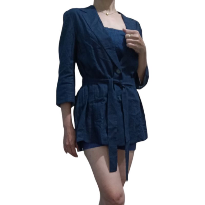 Coat style "Chalayan"