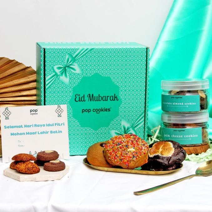 

Hampers Idul Fitri Soft Cookies |Khusus pengiriman JNE