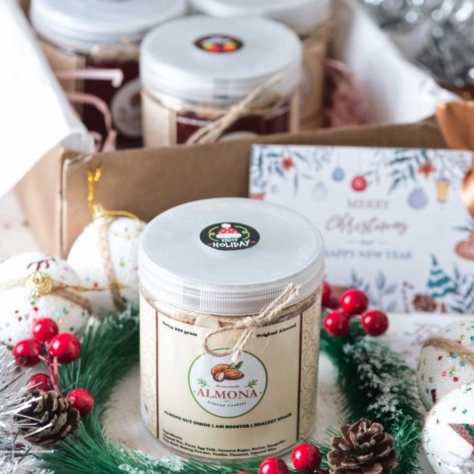 

Hampers Spesial Cantik Natal Tahun Baru 2021 Khusus Pre Order