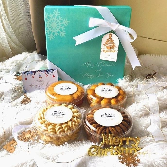 

Christmas Hampers | Parsel Kue Kering Natal Premium | Hampers Natal