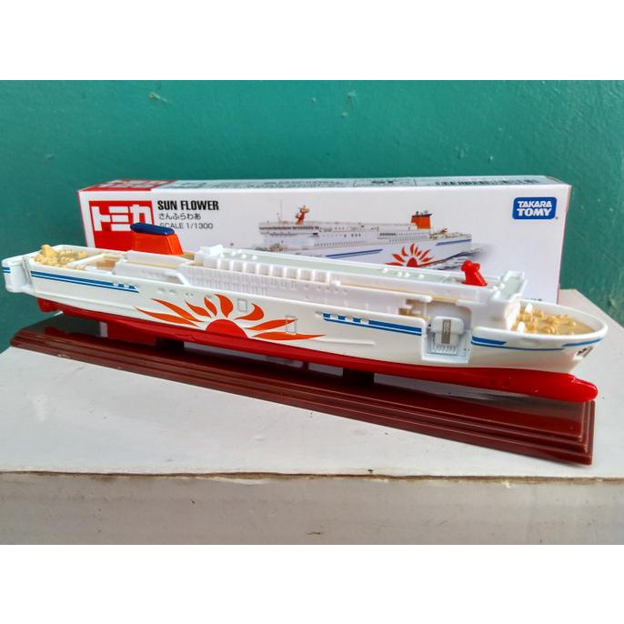Diecast Miniatur Kapal Pesiar Tomica Long No 129 Sun Flower Murah