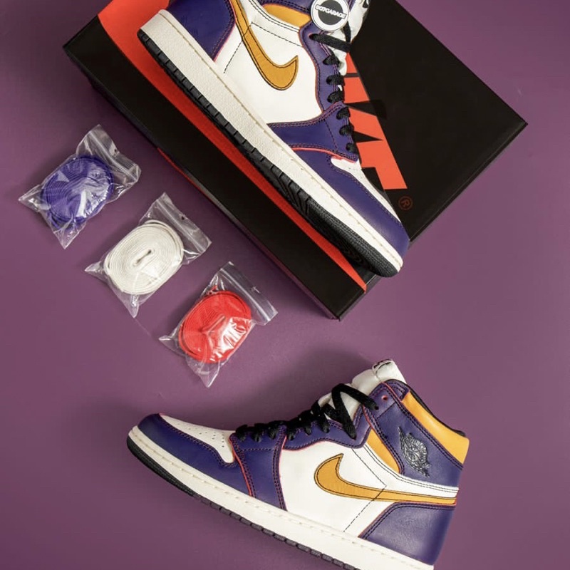 Air Jordan 1 High Defiant LA Chicago