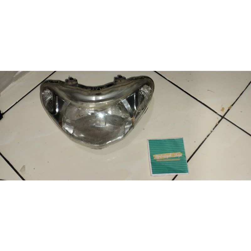 Reflektor depan mio smile ori copotan motor asli dan ori copotan mines ada retak rambut tipis