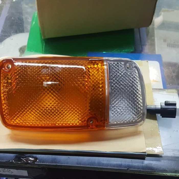 SNGE Lampu sen corner lamp Nissan patrol Y60 KTTOEM