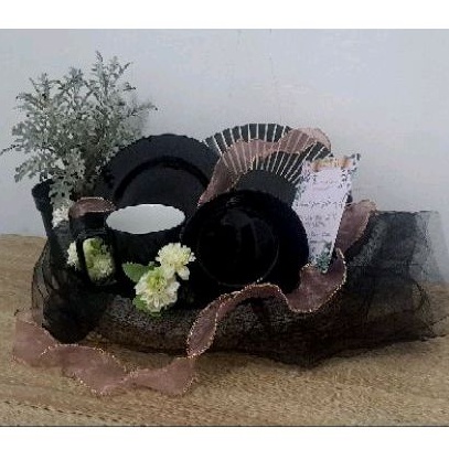 Set piring makan #hamper lebaran #wedding gift #kado ultah