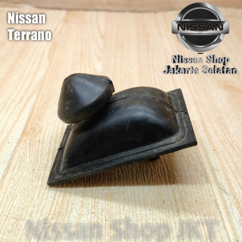 Karet Stopper Depan Nissan Terrano