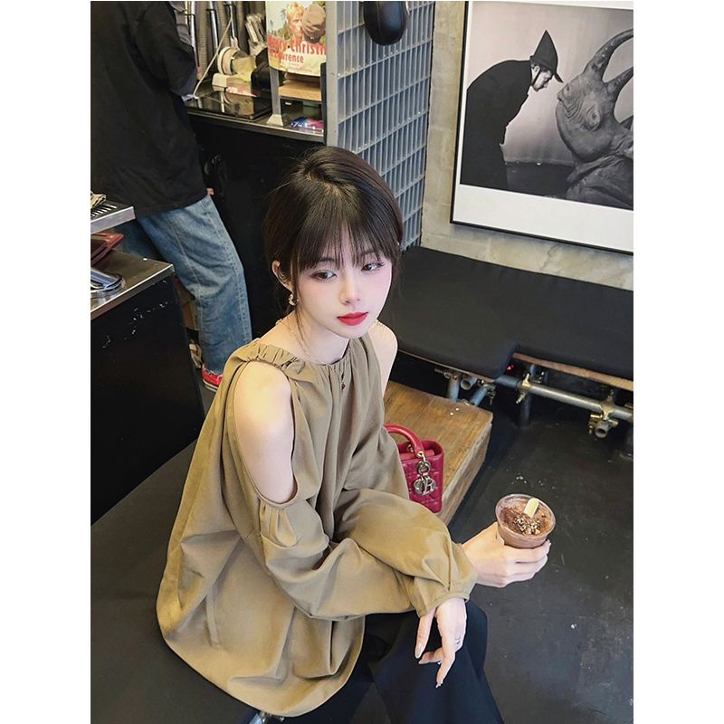 Red Ou Nixue Prancis Asli Temperamen Khaki Off-The-Shoulder Lengan Panjang Kemeja Wanita Memotong Bahu Desain kemeja Gaya Asing Atasan Kemeja