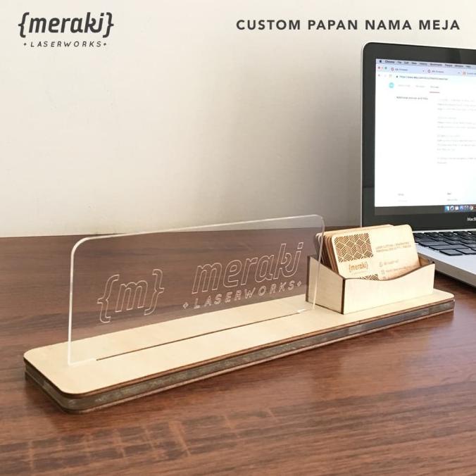

Nama Meja Lampu Acrylic LED Tempat Kartu Nama/ Papan Nama Meja Akrilik