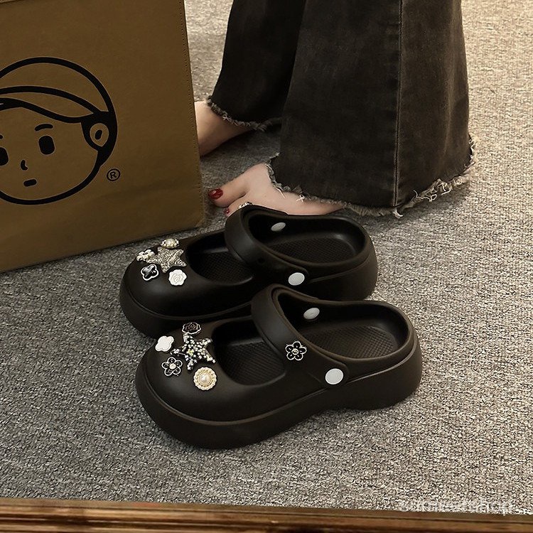 Sandal wanita sandal jelly sandal musim panas wanita musim panas di luar memakai sepatu lubang peraw