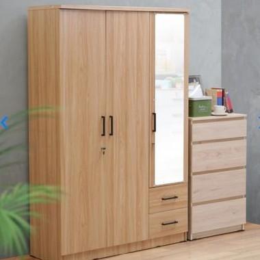 

Terlaris (Gratis Kirim & Pasang) Lemari Pakai 3 Pintu Bahan Mdf