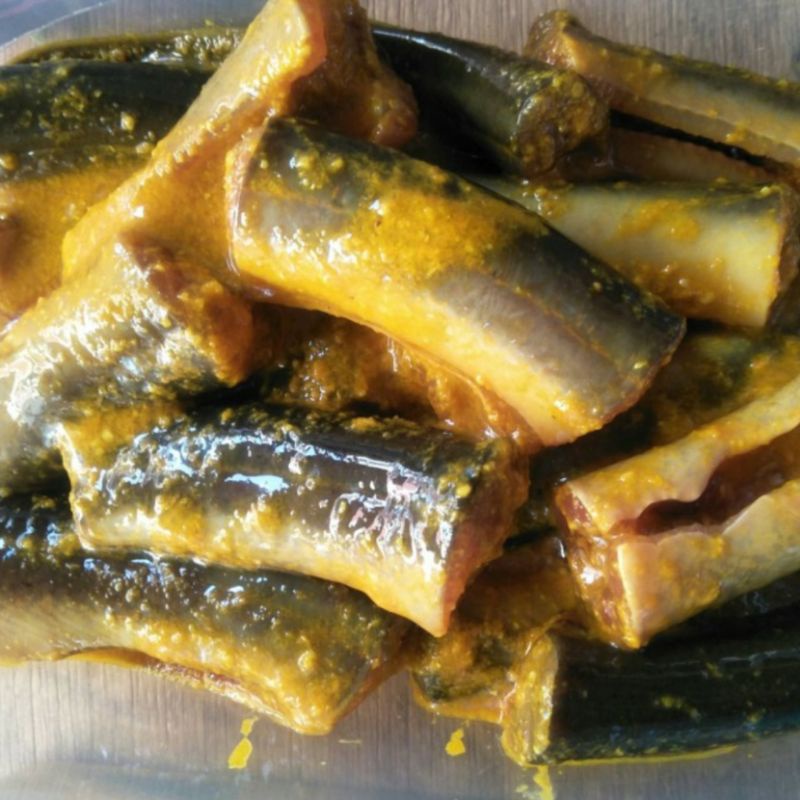 

BELUT BUMBU KUNING (500 GRAM)