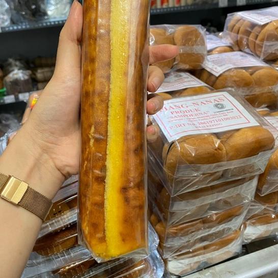 

Diskon⭐✅Kue Bolu Gulung Nanas Khas Bangka - Kue Bangka / Bolu Bangka / Bolu Nanas Bangka / Kue Bolu Nanas