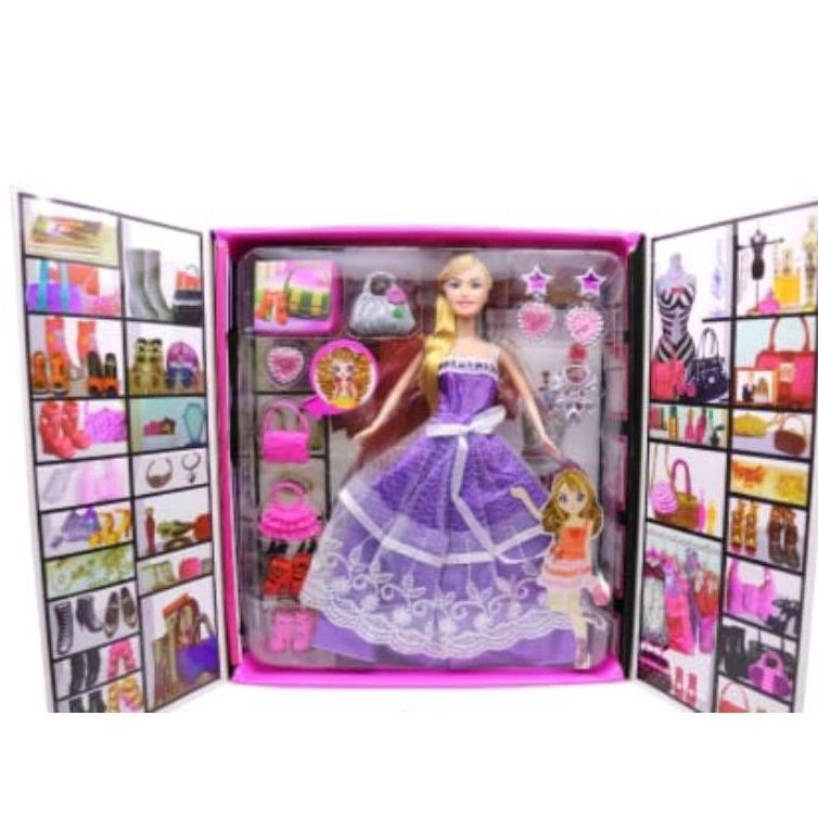 Barbie Aitinger Boneka barbie' atinil Barbie lucu