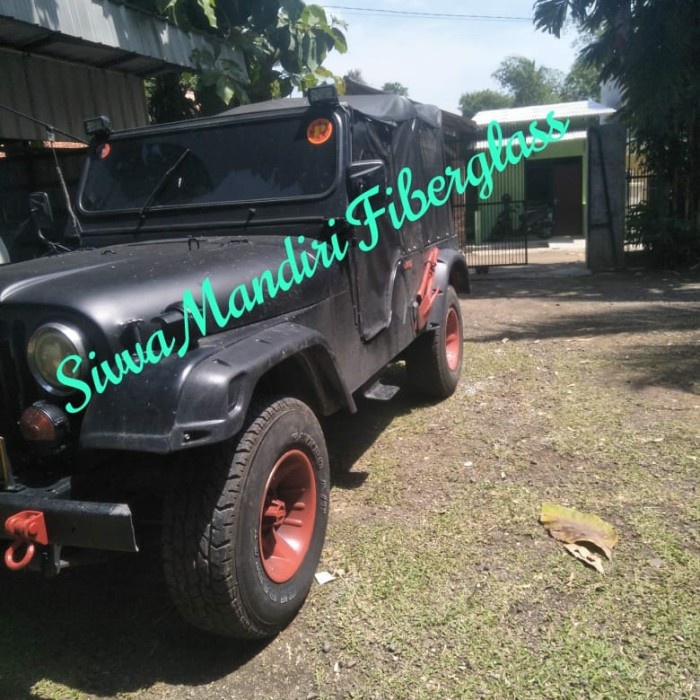 Over Fender CJ7 Model Baut L