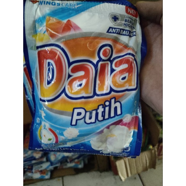 Daia putih renceng isi 6