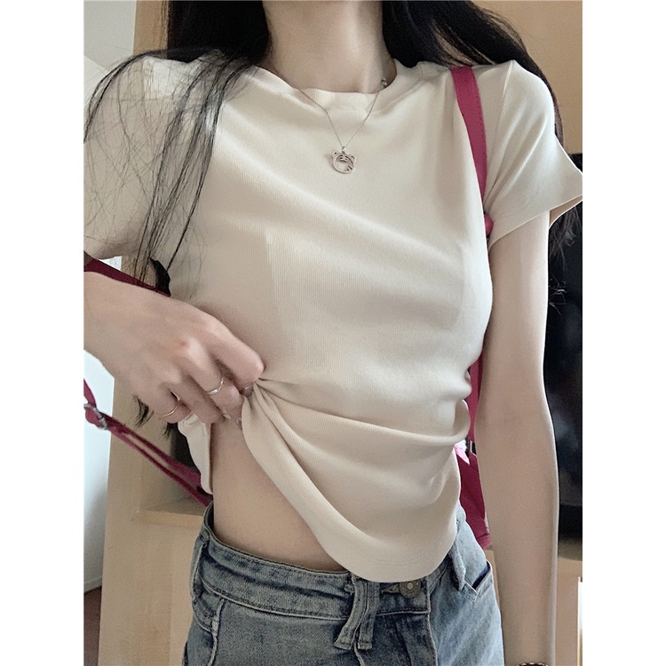 Red Gadis mewah mengenakan bahu depan T-shirt lengan pendek perempuan rasa desain niche lipit bottoming kemeja musim panas slim slim in top