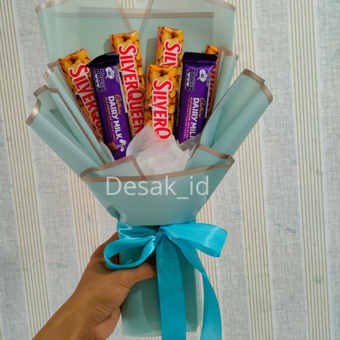 

MALL bucket coklat Silverqueen & Cadbury 