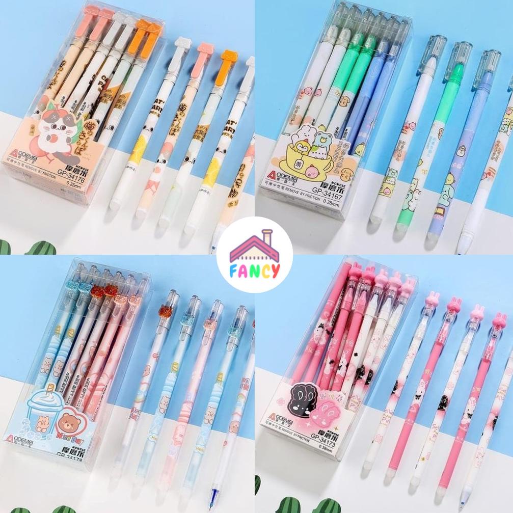 

Harga Obral [GROSIR] 1 LUSIN Bolpen/ Pulpen Hapus/ Pena Bisa Di Hapus Aodemei/ ZI XIN/ + GANTUNGAN BONEKA ISI 12 PCS ➮Harga Obral