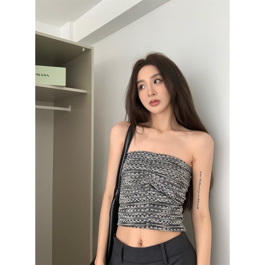 ℗◙❈celana wanita import American hot girl tube top kecil rompi wanita musim panas strapless wrap chest inner wear sexy short crop top celana wanita celana highwaist