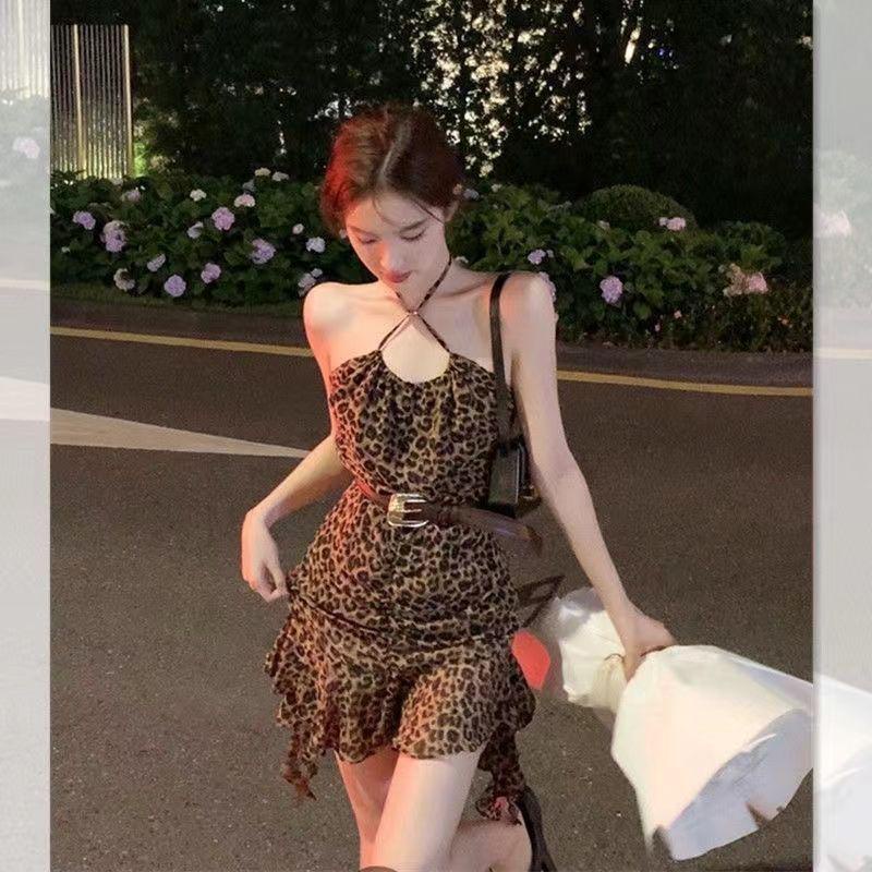 Gaun Halter Gambar Macan Tutul Prancis untuk Wanita Musim Panas2023Tidak TeraturaRok Cantik Cantik G
