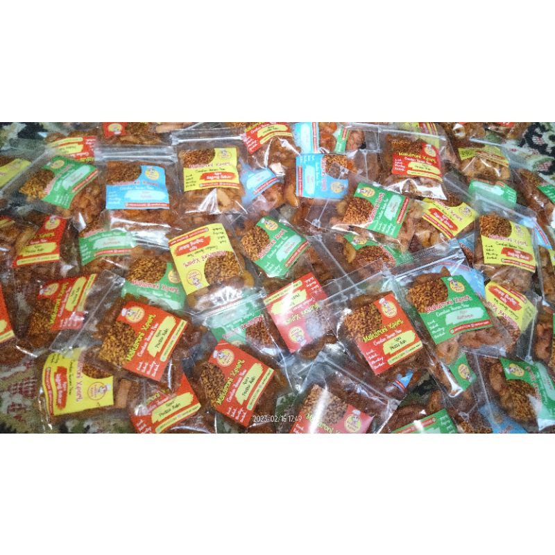 

Paket 1 Pack isi 10 Pcs Makaroni Aneka Rasa