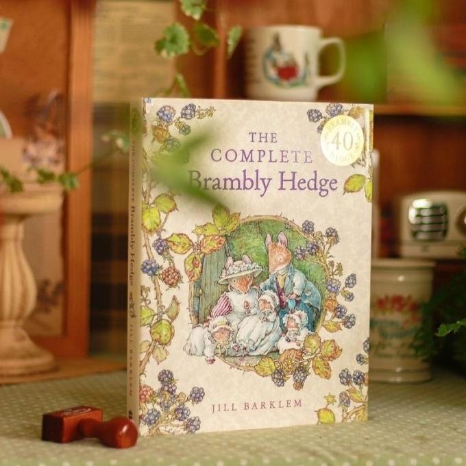 The Complete Brambly Hedge (Hardcover) Jill Barklem TREASURY