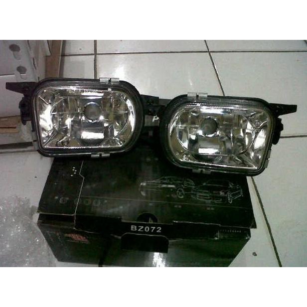 Bz072-U0Ww2 - Fog Lamp - Crystal Type Mercedes Benz W203 00-04