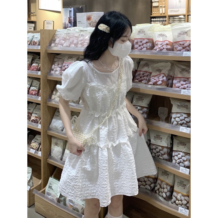 Red Girly ruffle stitching fluffy skirt summer 2023 new style western style high waist puff sleeve dress female tide