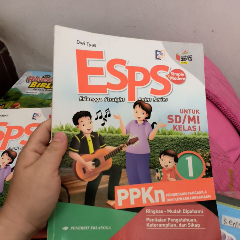 

Buku ESPS untuk SD/Mi kelas 1 PPKn pendidikan Pancasila dan kewarganegaraan