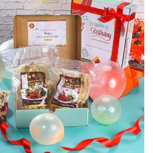 

Import ✨Terbaik✨ HAMPERS AYAM UNGKEP / BEBEK UNGKEP Sambal Dower Makanan Instan Siap Saji !