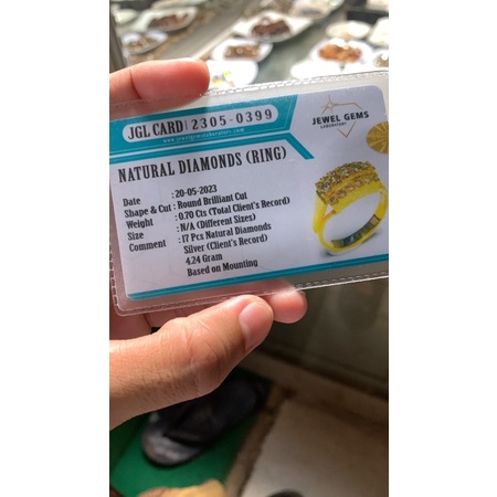 Cincin Emas Berlian Motif Tangga Presiden