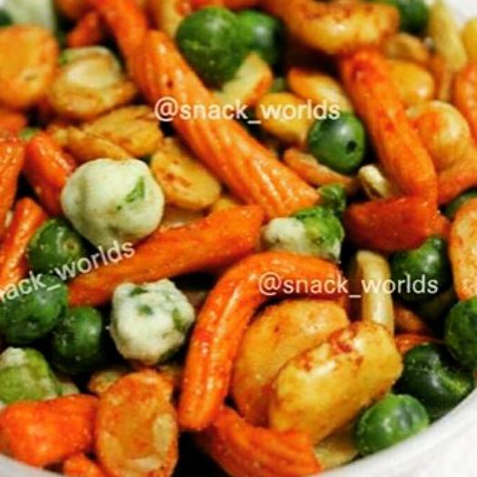 

Termurah ✅⭐ 1Kg Kacang Mix- kacang kangoro 5 (lima) macam rasa