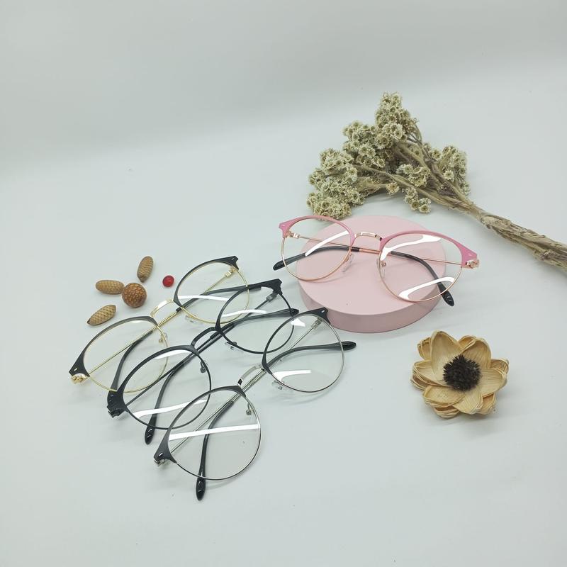 KACAMATA MURAH LENSA PHOTOCROMIC KODE 1920 WANITA..