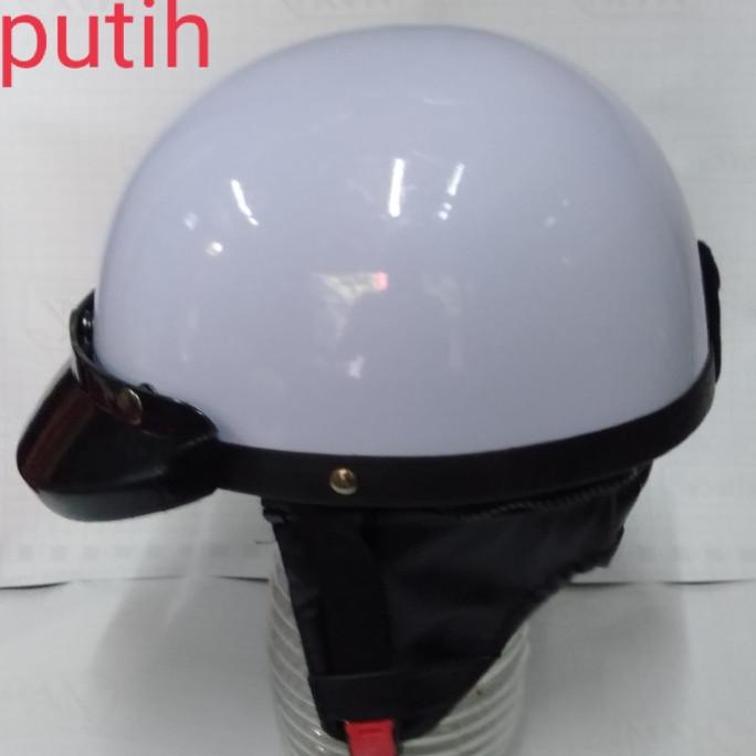 helm chips. helm vespa. helm jadul retro