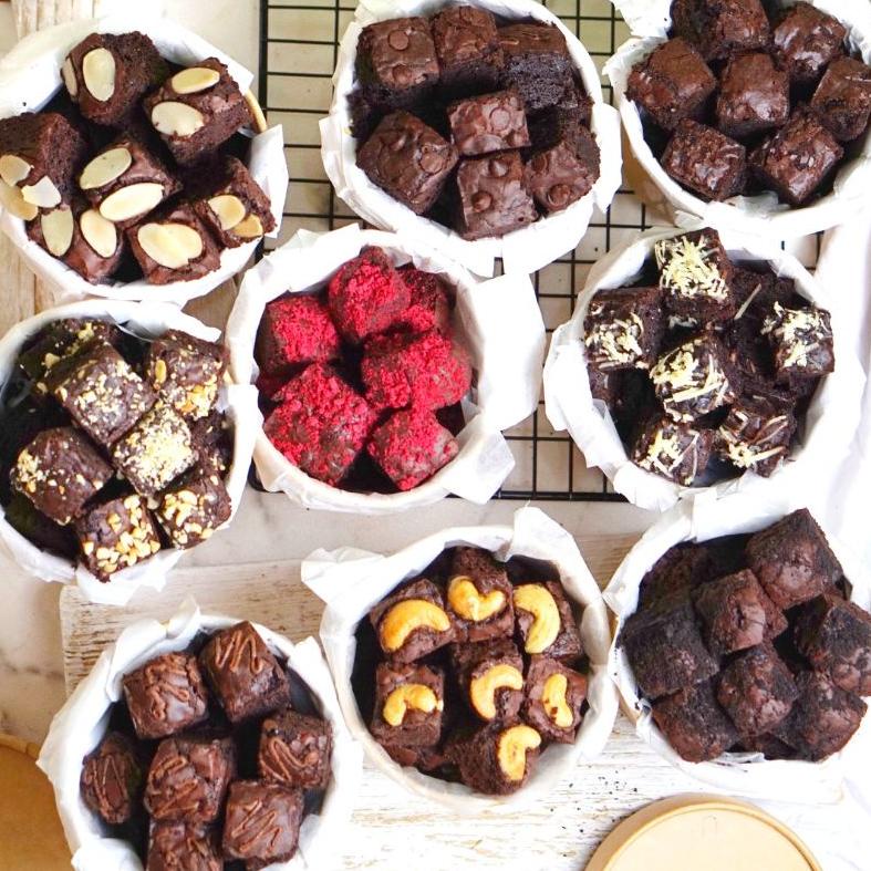 

Terlaris Brownies Bites Fudgy Khara Rasa
