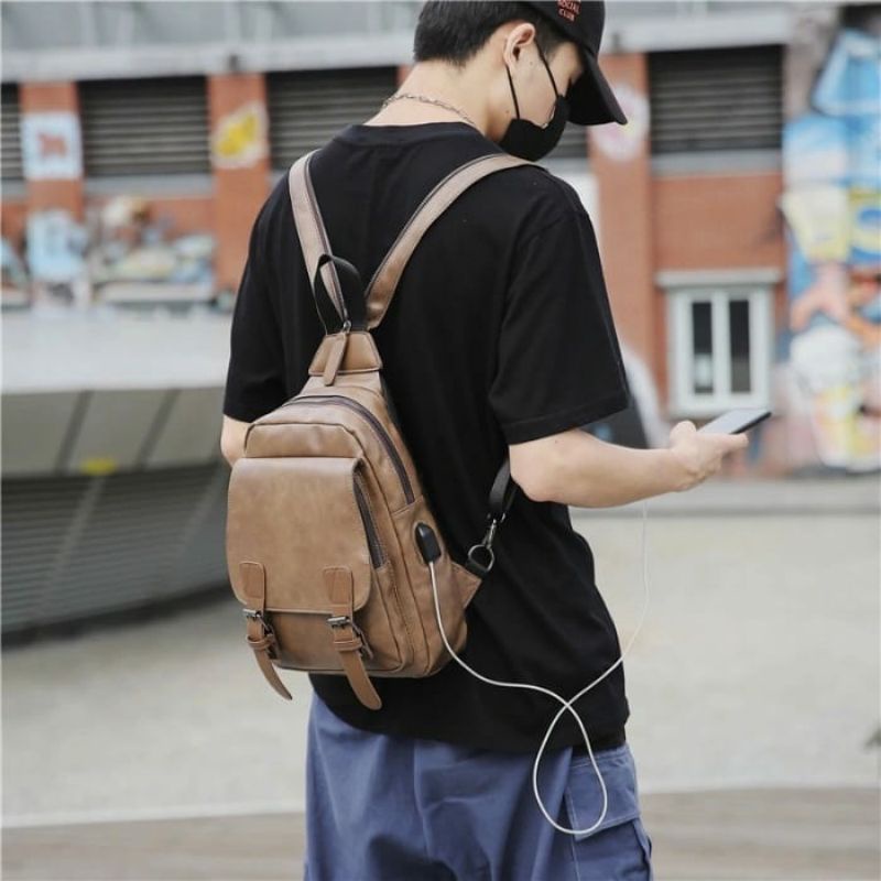 Tas Selempang Kulit Pria Multifungsi Backpack Usb 7312