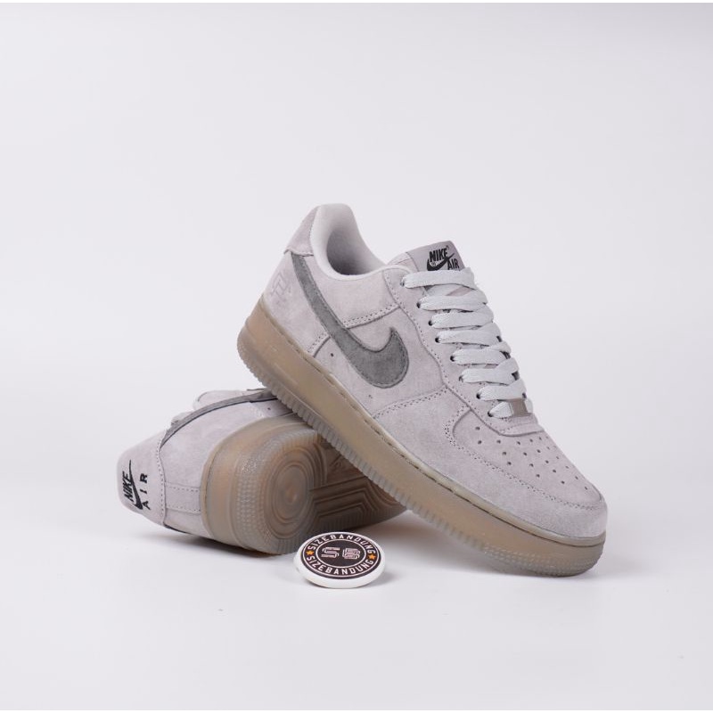 Sepatu Nike Air Force 1 Reigning Cham Grey Gum