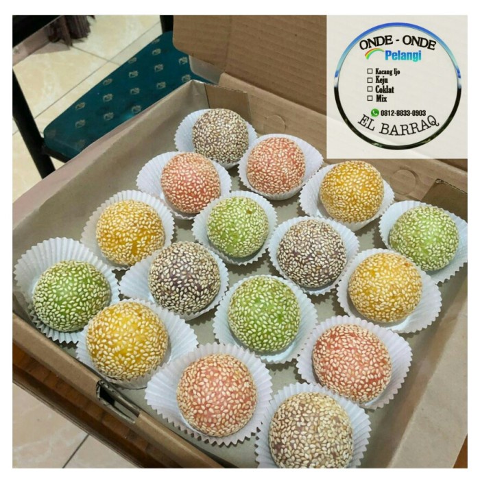 

Onde Onde Pelangi Premium 1 Box 16pcs
