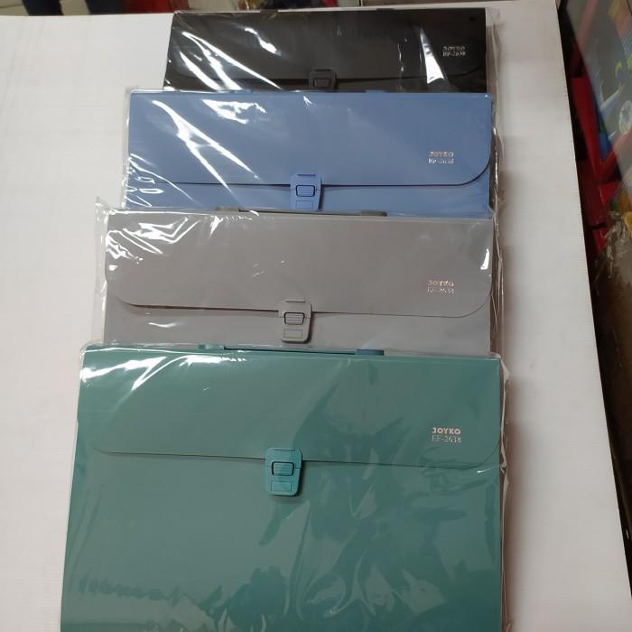 

Terlaris Ekspanding File Joyko Ef-2638(Hjijau, Biru, Hitam, Abu2) Uk: 26X 38Cm