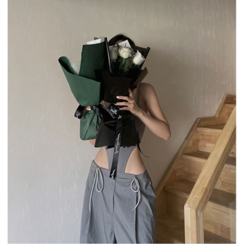 Red Temperamen hot girl ceruk abu-abu suspender jumpsuit wanita musim panas baru Amerika keinginan murni seksi tinggi pinggang slim top