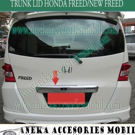 Trunklid Belakang Mobil Honda Freed