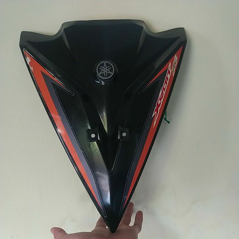 TAMENG DEPAN XEON RC HITAM