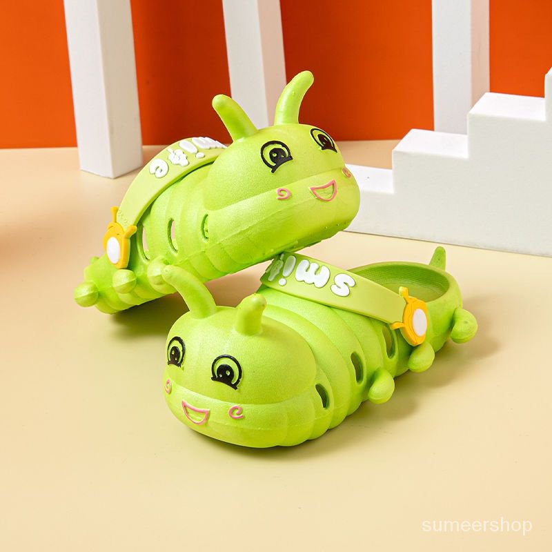 Anak Sandal Caterpillar Lubang Sepatu Orang Tua Anak Lucu Indoor dan Outdoor Non-Slip Lembut Bawah S