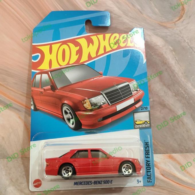 hot wheels mercedes benz 500 e